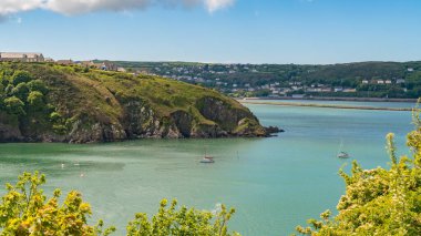 Fishguard Körfezi, Pembrokeshire, Dyfed, Wales, İngiltere