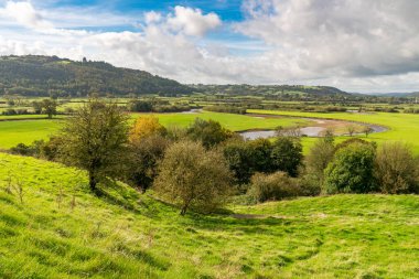 Carmarthenshire 'daki manzara, Dryslwyn Kalesi, Dyfed, Galler, İngiltere