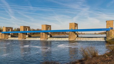 Ruhrwehr, Duisburg 'da Ruhr Nehri üzerindeki köprü, Kuzey Ren-Vestfalya, Almanya