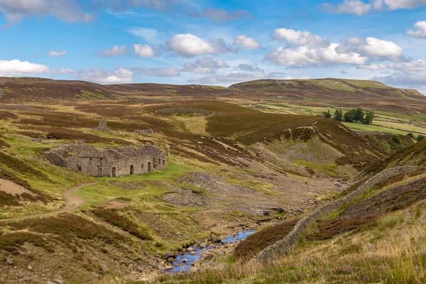 Yorkshire Dales Landschaft Mit Den Ruinen Der Surrender Smelt Mill — Stockfoto