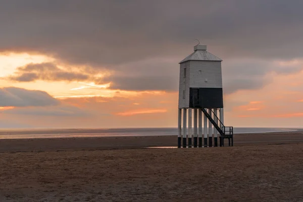 Chmurny Wieczór Low Lighthouse Burnham Sea Somerset Anglia Wielka Brytania — Zdjęcie stockowe