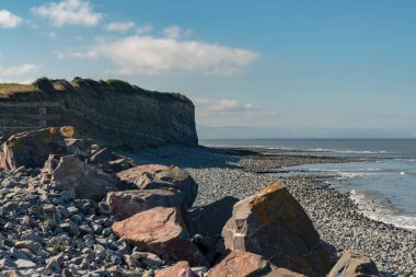 Somerset, İngiltere 'deki Lilstock Plajı Bristol Kanalı' na bakıyor.