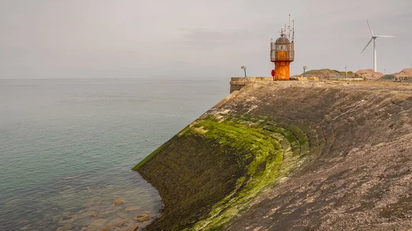 Heysham Limanı 'ndaki Güney İskelesi Deniz Feneri, Lancashire, İngiltere, İngiltere