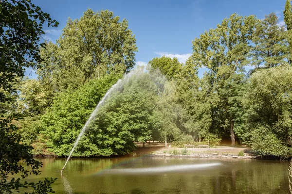 Blick Über Den Teich Des Parks Sterkrade Oberhausen Nordrhein Westfalen — Stockfoto