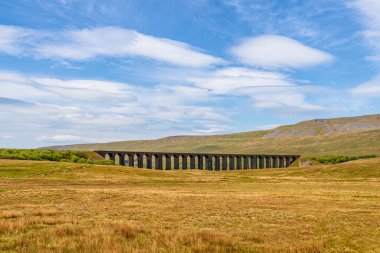 Ingleton yakınlarındaki Ribblehead Viaduct, Kuzey Yorkshire, İngiltere, İngiltere