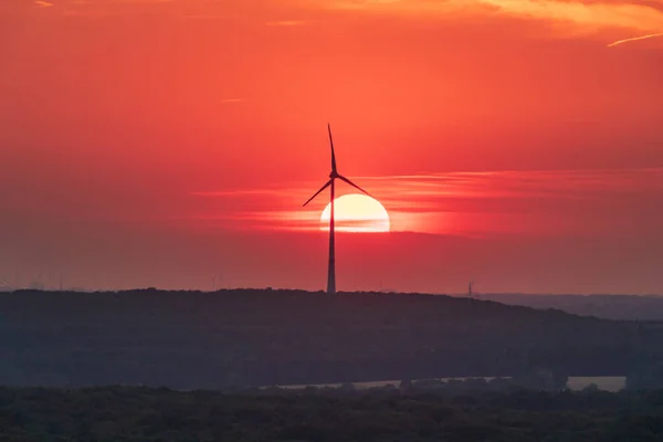 Soleil Couchant Quelques Éoliennes Dans Région Ruhr Vues Halde Haniel — Photo