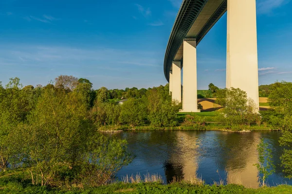 Pohled Ruhrtal Dálniční Most Mintardu Muelheim Der Ruhr Severní Porýní — Stock fotografie