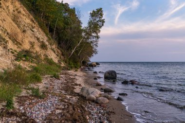 Gager, Mecklenburg-Batı Pomerania, Almanya yakınlarındaki Nonnenloch 'ta Baltık Denizi kıyıları