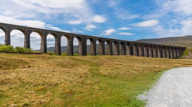 Ingleton yakınlarındaki Ribblehead Viaduct, Kuzey Yorkshire, İngiltere, İngiltere