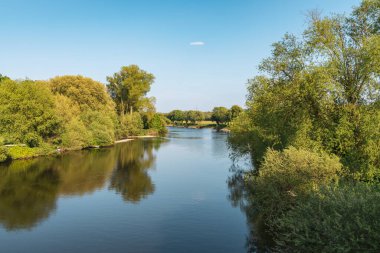 İlkbahar Ruhr Essen-Horst Nehri 'nde, Kuzey Ren-Vestfalya, Almanya