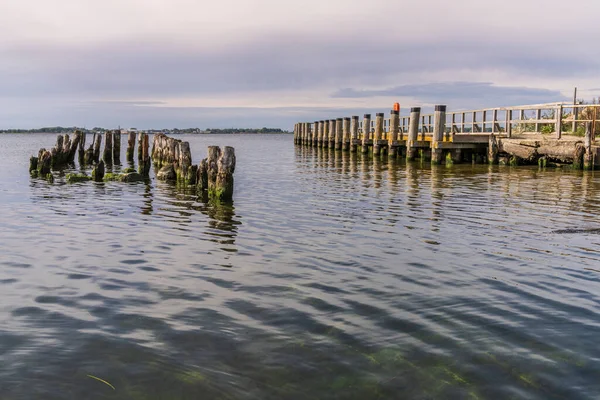 Cais Ferry Groynes Madeira Wiek Dinamarquês Perto Ludwigsburg Mecklemburgo Pomerânia — Fotografia de Stock