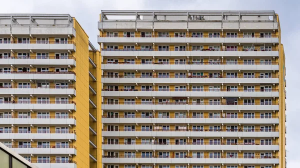 Berlin Almanya Eylül 2021 Berlin Marzahn Balkonları Olan Yüksek Katlı — Stok fotoğraf