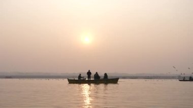 Varanasi Şehri ve Ganj Nehri