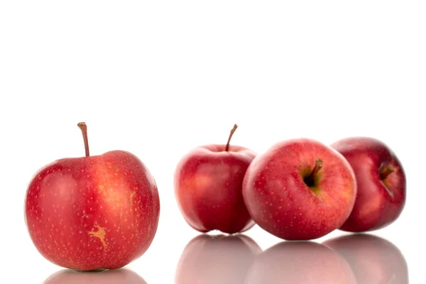 Mehrere Reife Rote Äpfel Makro Isoliert Auf Weißem Hintergrund — Stockfoto