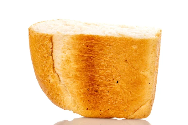 Jedna Polovina Bílého Pšeničného Chleba Příchutí Zblízka Izolovaný Bílém — Stock fotografie