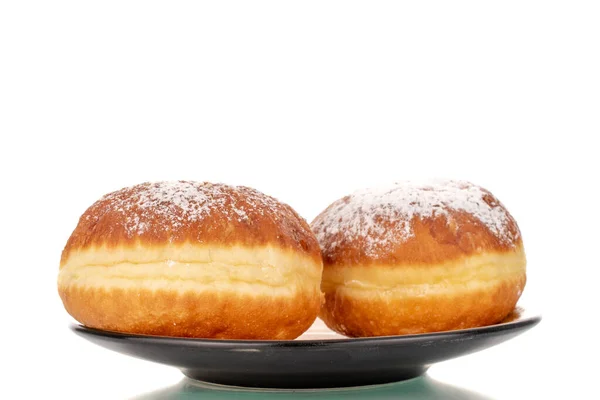 Twee Zoete Donuts Gevuld Met Jam Een Schotel Macro Geïsoleerd — Stockfoto
