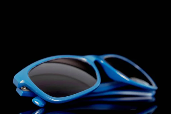 Okulary Przeciwsłoneczne Zbliżenie Odizolowane Białym Tle — Zdjęcie stockowe