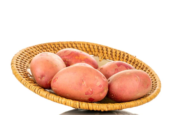 Várias Batatas Rosa Orgânicas Prato Cerâmico Close Isolado Fundo Branco — Fotografia de Stock