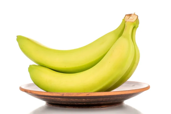 Tři Sladké Žluté Banány Hliněné Misce Zblízka Izolované Bílém Pozadí — Stock fotografie