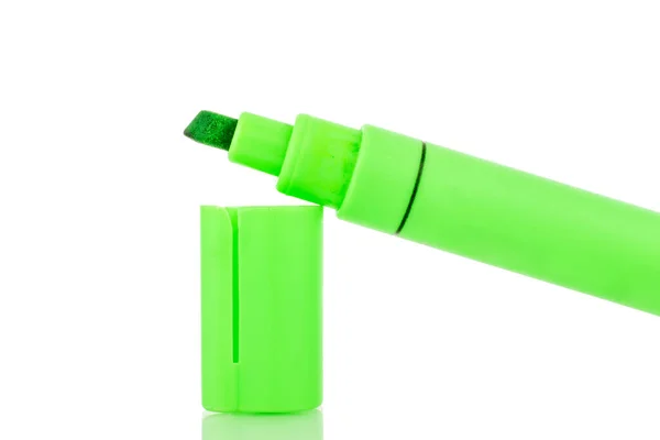 One Green Felt Tip Pen Close Isolated White Background — Zdjęcie stockowe