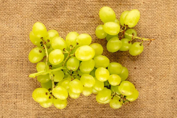 One Bunch White Grapes Burlap Close Top View — Foto de Stock