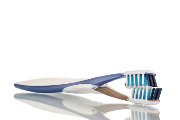 Two Plastic Toothbrushes Close Isolated White Background — Φωτογραφία Αρχείου
