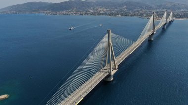 Rio - Antirio köprüsü, hava aracı görüntüsü, Antirio, Aitoloakarnania, Yunanistan