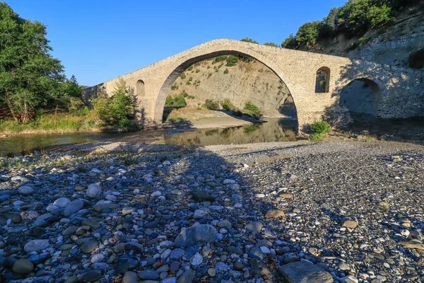 Παλαιά Πέτρινη Γέφυρα Αζίζ Αγά Βενετικός Ποταμός Γρεβενά Μακεδονία Ελλάδα — Φωτογραφία Αρχείου