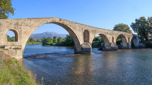 Παλιό Πέτρινο Γεφύρι Της Άρτας Άραχθος Ποταμός Ήπειρος — Φωτογραφία Αρχείου