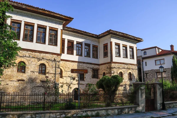 Kastoria Ville Vieux Manoirs Traditionnels Dans Région Doltso Macédoine Grèce — Photo