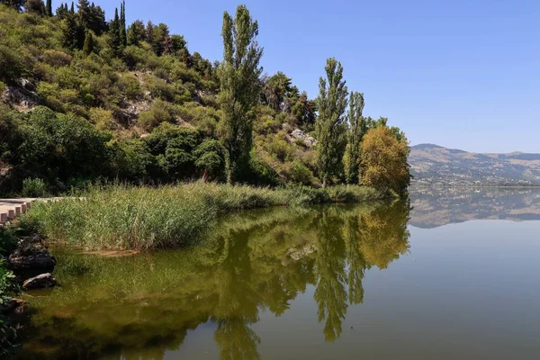 Jezero Orestiada Městě Kastoria Makedonie Řecko — Stock fotografie