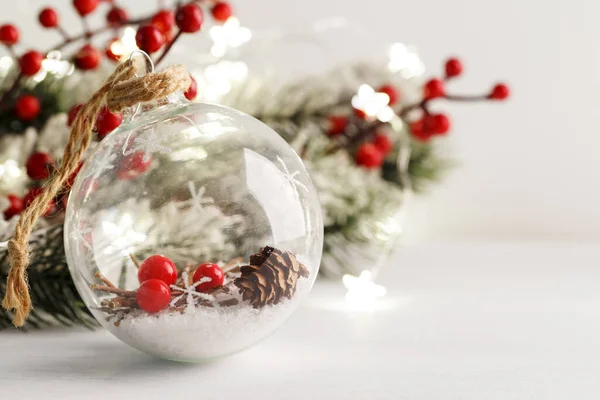 Christmas Ball Card Template Festive Red Berries Bokeh Lights Copy — Stock Fotó