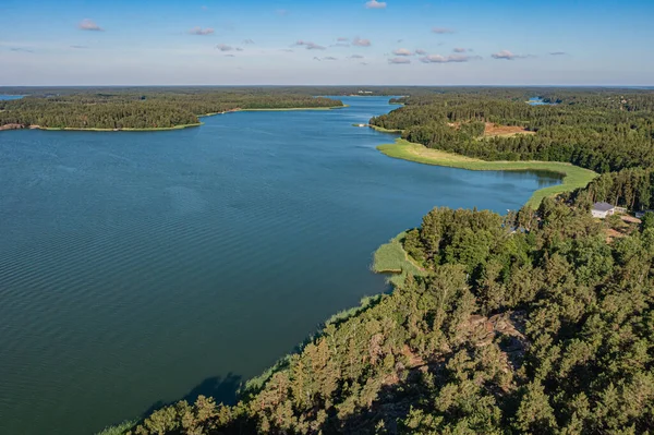 Güneşli Bir Yaz Gününde Bir Drondan Fotoğraf Denizdeki Adaların Manzarası — Stok fotoğraf