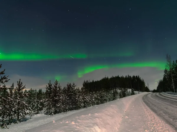 Nordlichter Hintergrund Der Straße Und Des Waldes Polarnacht Finnland — Stockfoto
