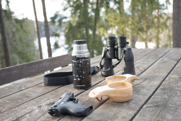 Mesa Hay Termo Una Pistola Termo Tazas Café — Foto de Stock