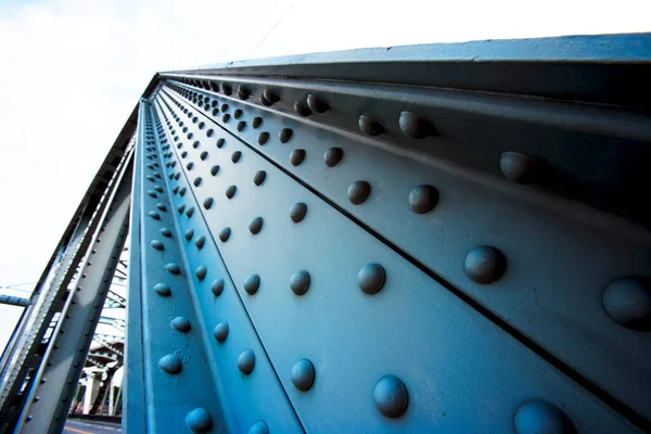 Ponte Aço Estrutural Metal Forte Azul — Fotografia de Stock
