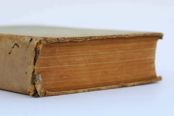 Παλιό Βιβλίο Λευκό Φόντο — Φωτογραφία Αρχείου