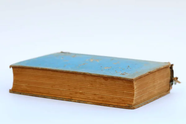 Stará Kniha Bílém Pozadí — Stock fotografie