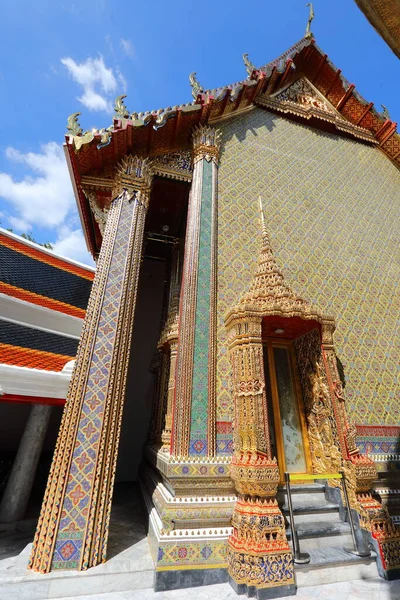 Thai Architecture Beautiful Thai Motifs Wat Ratchabophit Sathit Maha Simaram — Foto Stock