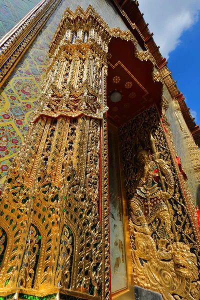 Thai Motifs Beautiful Thai Architecture Wat Ratchabophit Sathit Maha Simaram — Foto Stock