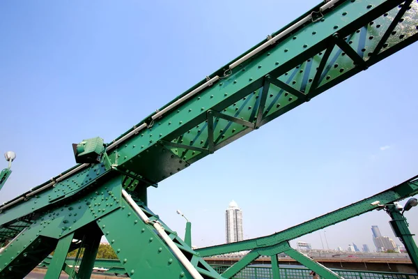 Beautiful Old Green Bridge Steel Structures — Stockfoto