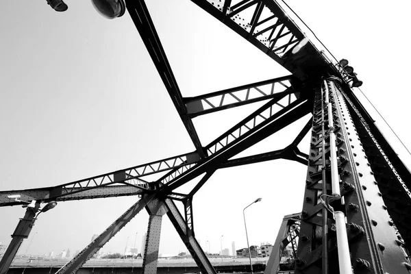 Beautiful Old Green Bridge Steel Structures Evening Black White — Stockfoto