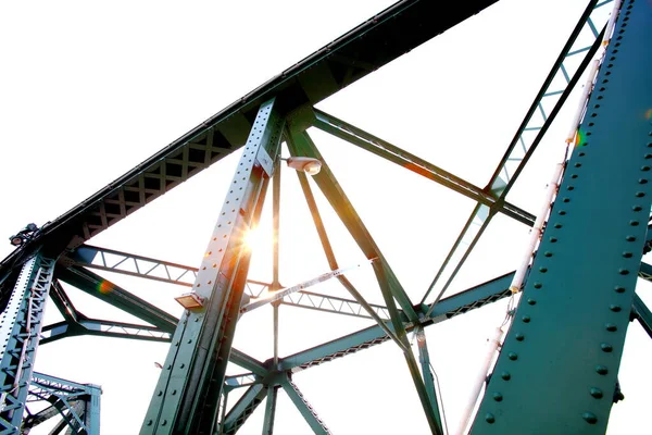 Гарний Старий Зелений Міст Сталевими Конструкціями Ввечері — стокове фото