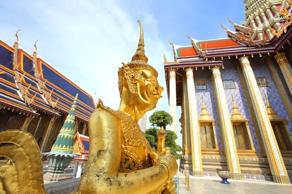 Statue Animali Oro Nella Letteratura Thailandese Wat Phra Kaew Tempio — Foto Stock