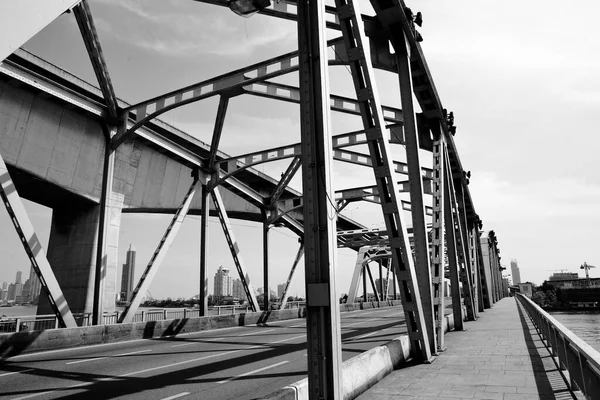 Ponte Aço Estrutural Ponte Bangkok Sobre Rio Chao Phraya — Fotografia de Stock