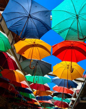 Limasol 'da ilginç bir kafe tasarımı.