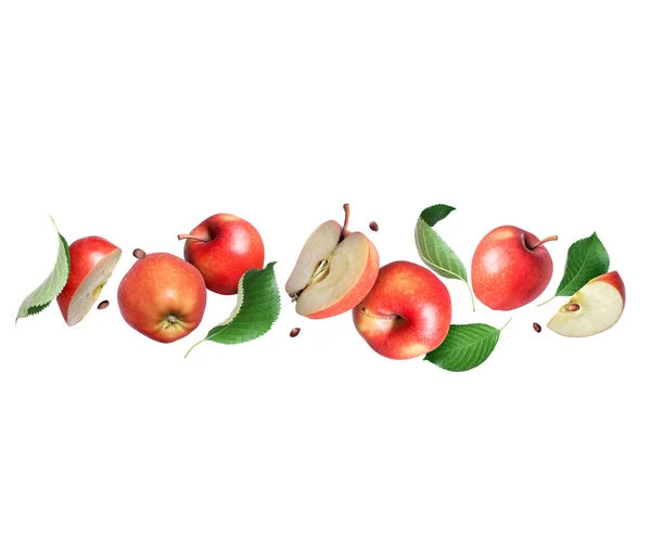 Manzanas Maduras Con Hojas Verdes Aire Sobre Fondo Blanco —  Fotos de Stock