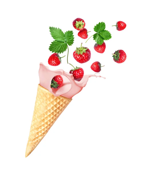 Splashes Ice Cream Strawberries Isolated White Background — Stock Photo, Image