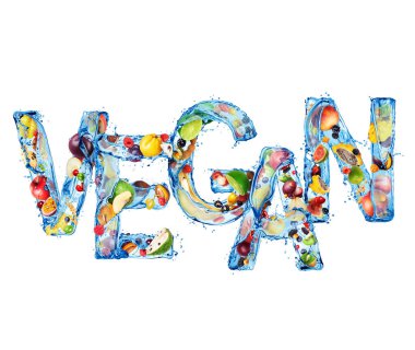 Sudan yapılmış vegan kelimesi beyaz arka planda izole edilmiş meyve ve böğürtlenlerle doludur.