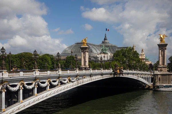 Famous Alexander Iii Bridge Seine River Paris Most Beautiful Bridge — Stock fotografie